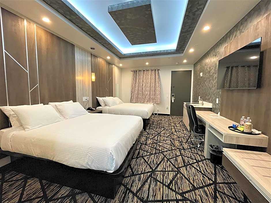 Comfeeni Inn and Suites