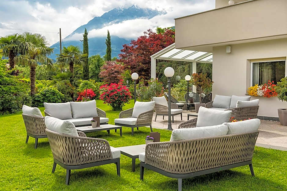 FAYN garden retreat hotel