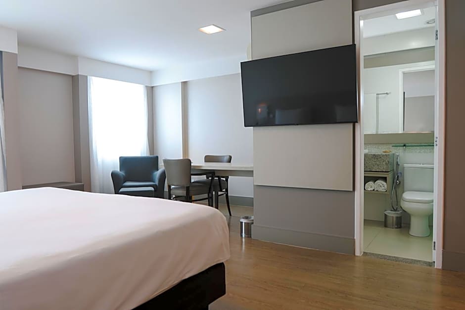 Foto 1 de 5 de Superior 1 Queen Bed Suite