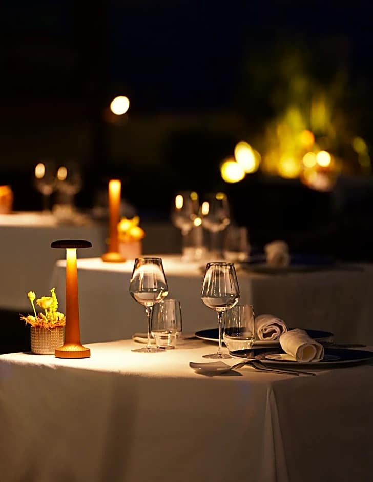 Blue Margouillat Seaview Hotel