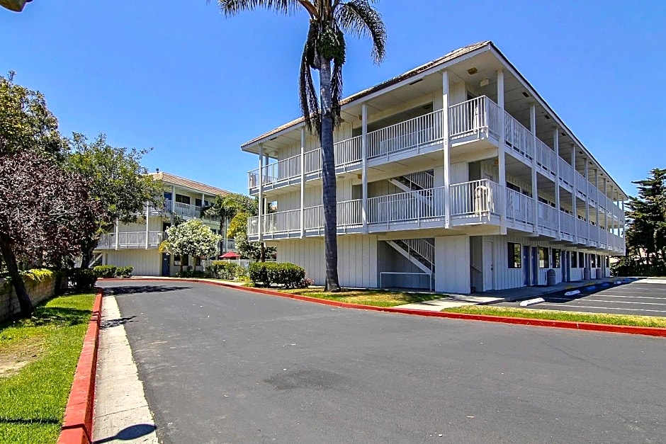 Motel 6-Carpinteria, CA - Santa Barbara - North