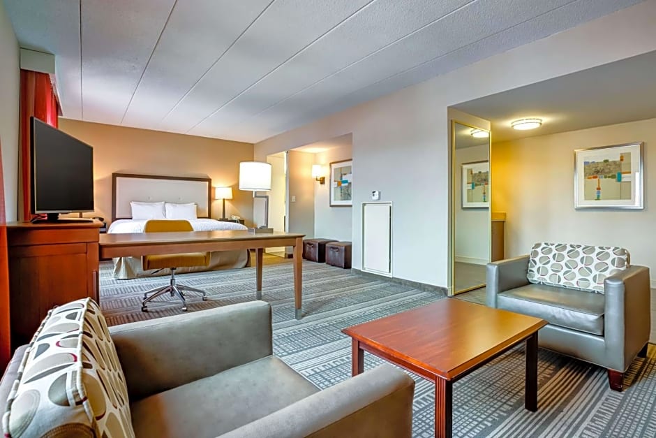 Hampton Inn Boston-Norwood