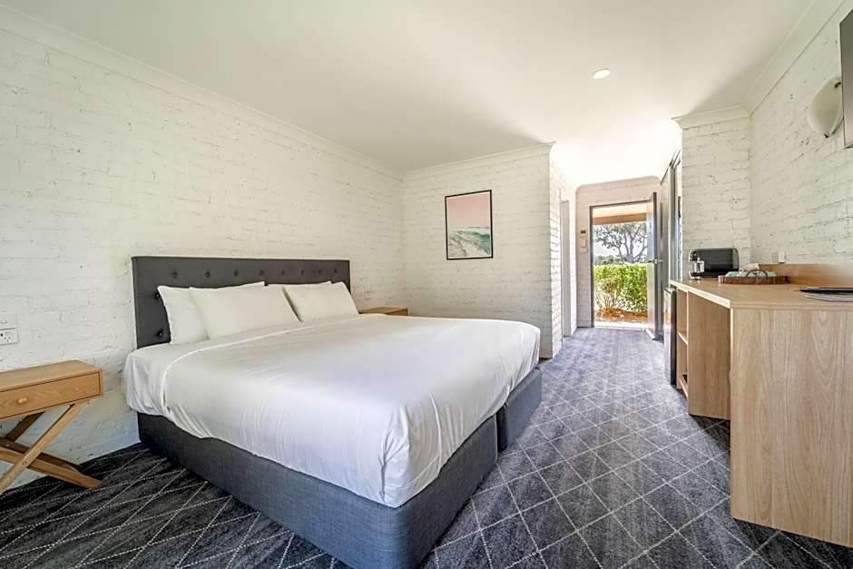 Lakeview Hotel Motel