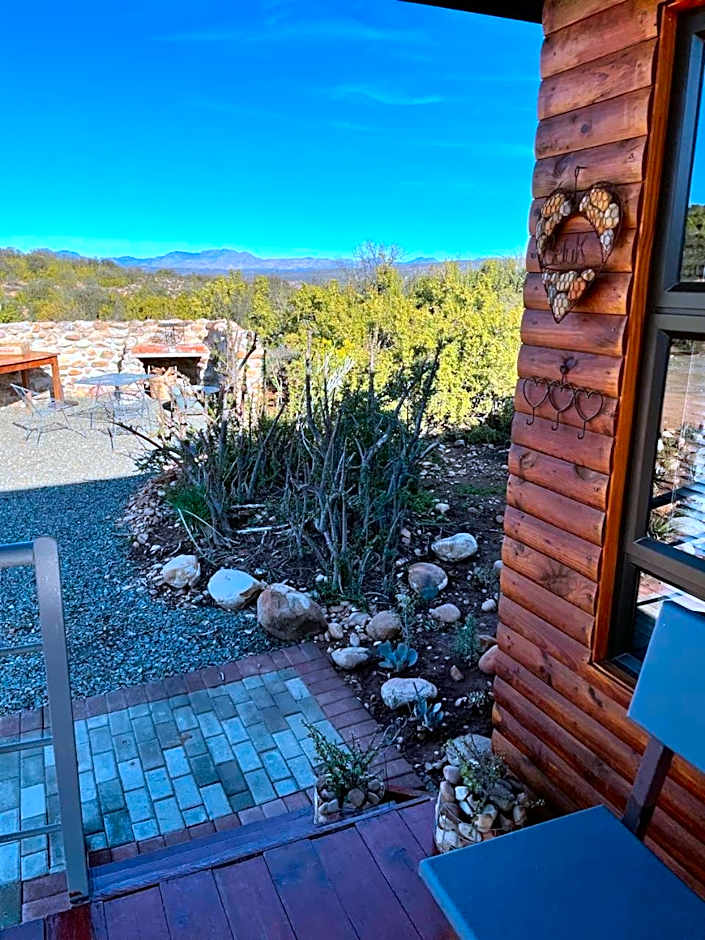 Klein Karoo Game Lodge