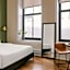 Sonder by Marriott Bonvoy Jewelers Row Apartments Millenium Park