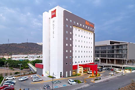 Ibis Queretaro