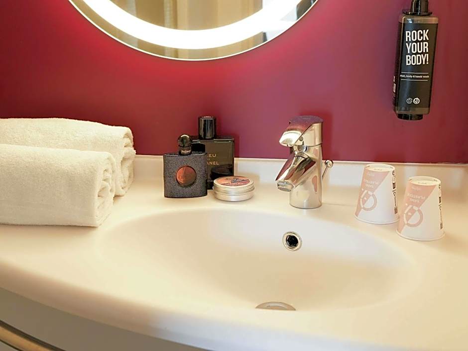 ibis Martigues