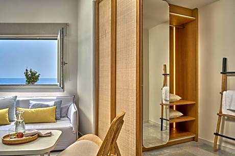 Standard Suite Family Double Or Twin Sea View
