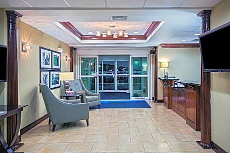 Holiday Inn Express Hotel & Suites Richmond By IHG