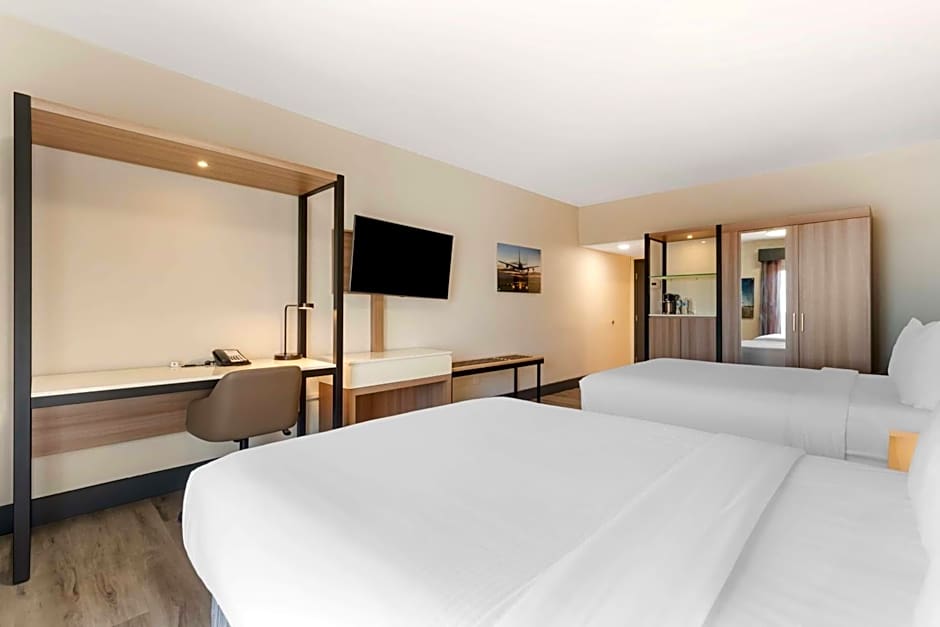 Best Western Plus Atlanta Airport-East