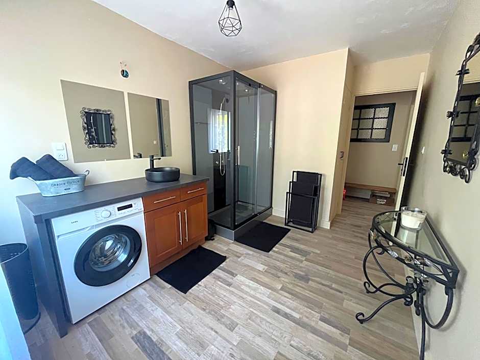 APPART HÔTEL Les Fleurs