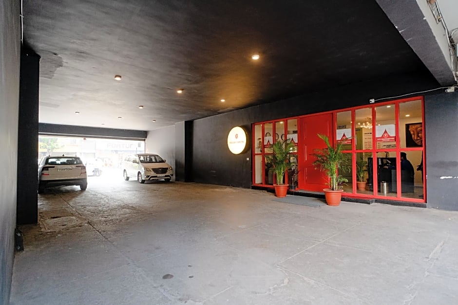 HOTEL ASRANI INTERNATIONAL