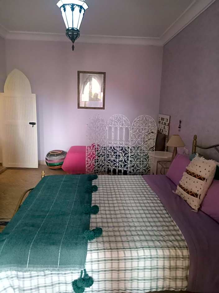 Riad tania mozaik