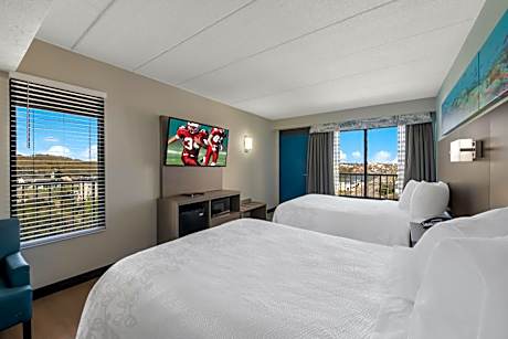 Superior Room with Two Double Beds with Pool View Smoke Free