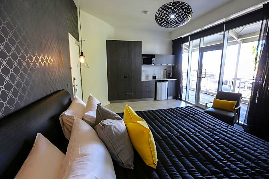 Indulge Apartments - CBD
