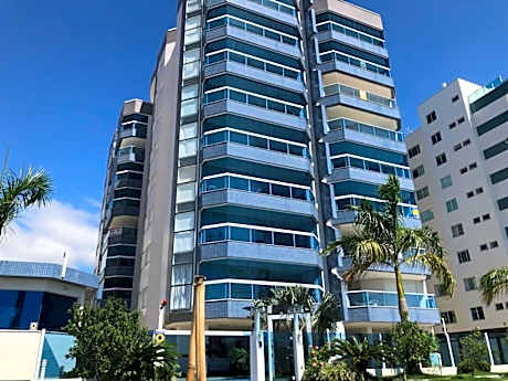 Cód 113 - Apartamento vista para o mar