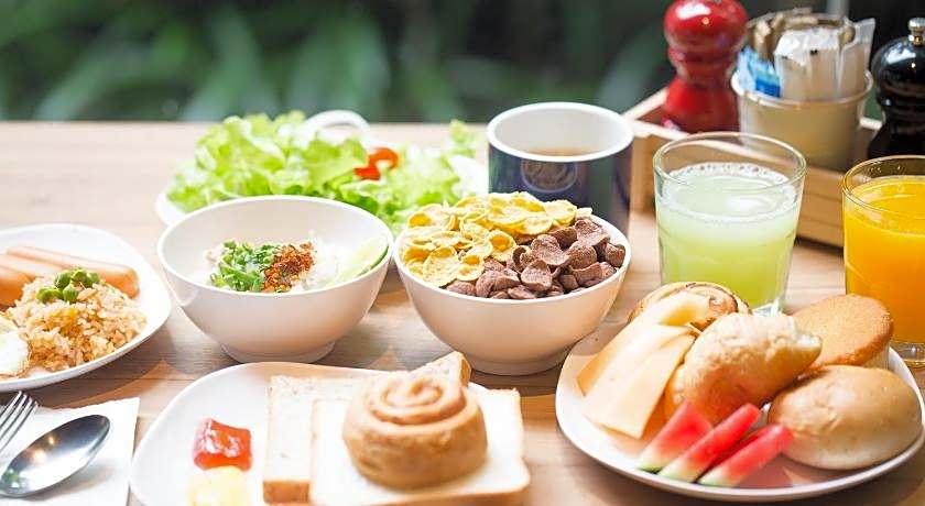 Holiday Inn Express Bangkok Sathorn By IHG