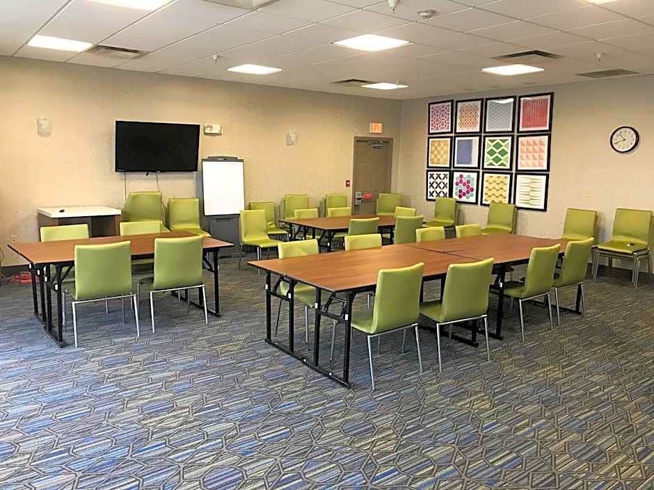 Holiday Inn Express Hotel & Suites Maryville By IHG