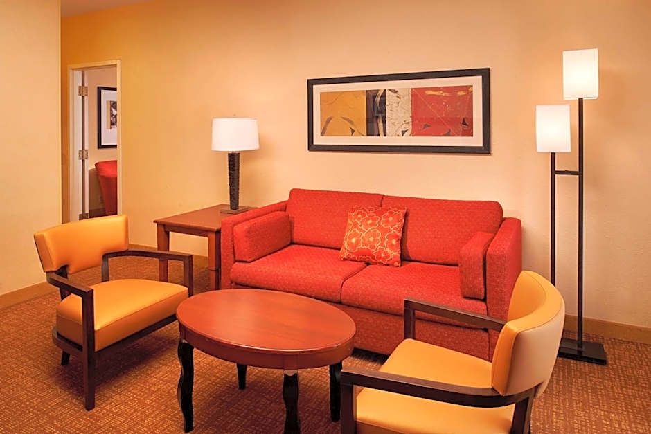 Courtyard by Marriott Toledo Airport Holland