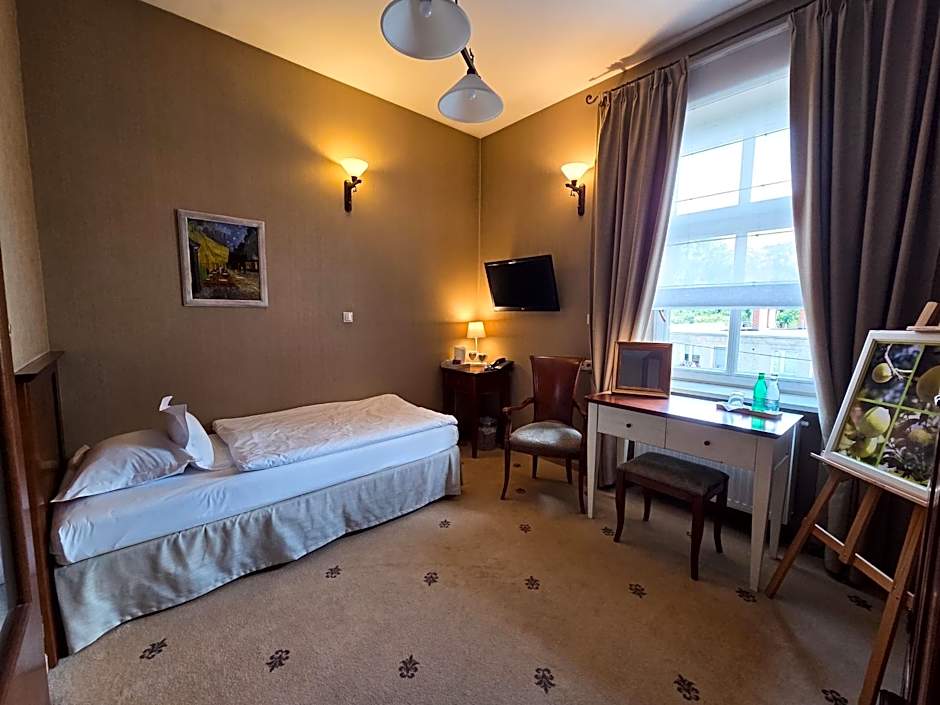 Versant Hotel & Spa