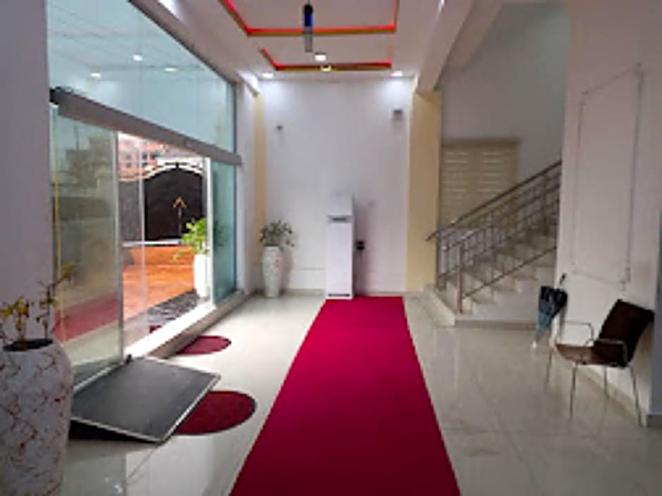 Time Oak Hotel and Suites Royale