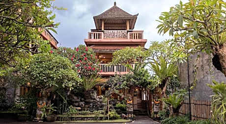 Uma Shanty Near to Lempuyang