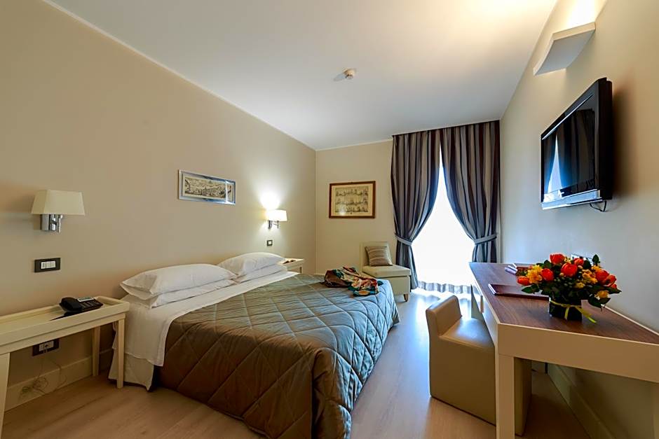 Hotel Mirasole International