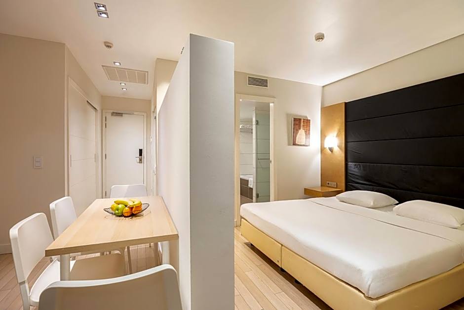 B-aparthotel Grand Place