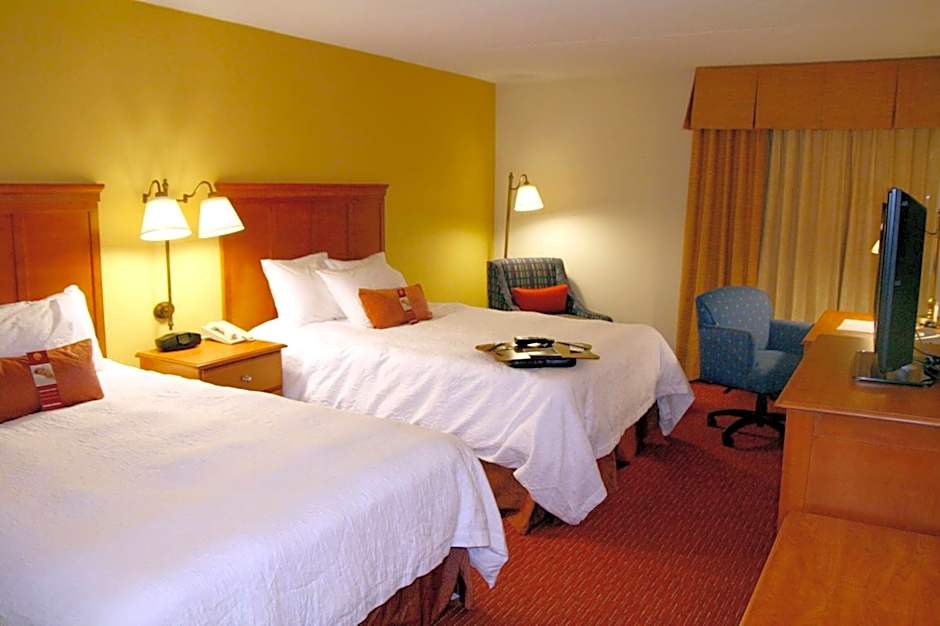 Hampton Inn By Hilton Louisville North/Clarksville