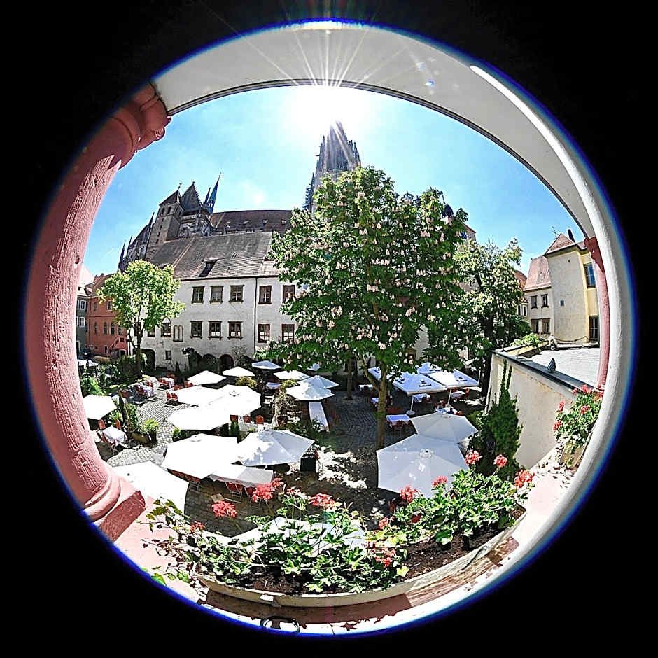 Hotel Bischofshof am Dom