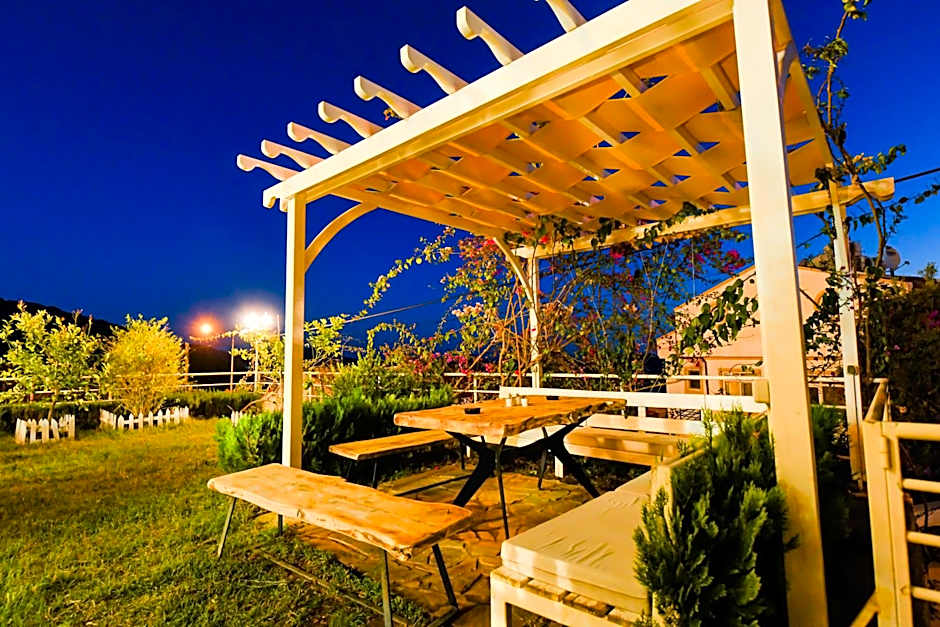 Kybele Suites