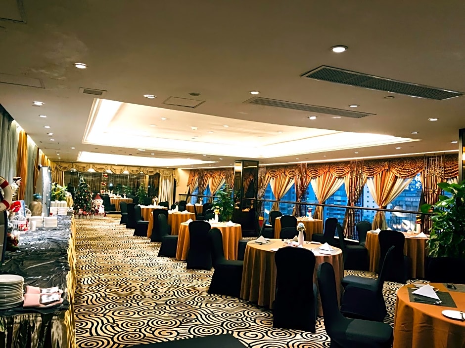 Royal Mediterranean Hotel