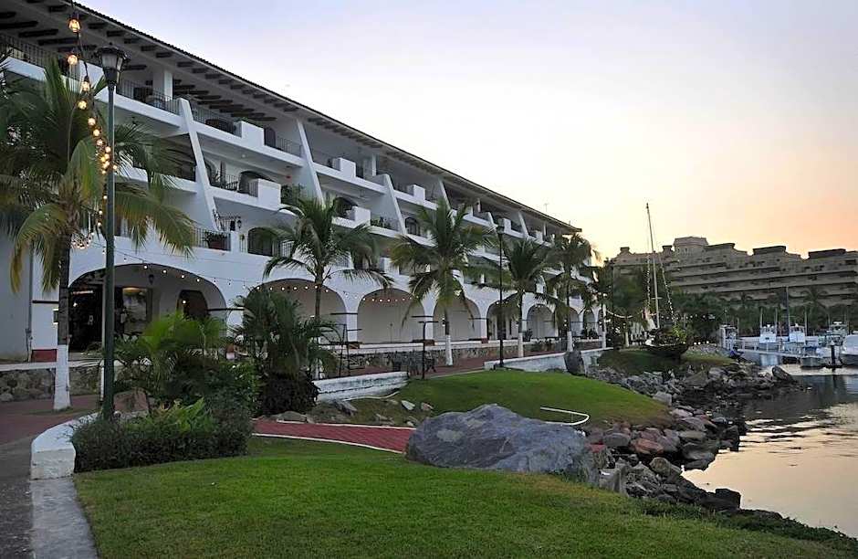 Marina Banderas Suites Hotel Boutique