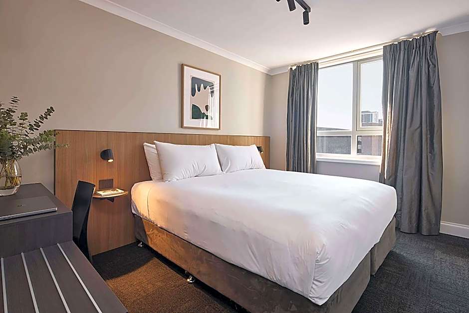 Pensione Hotel Perth