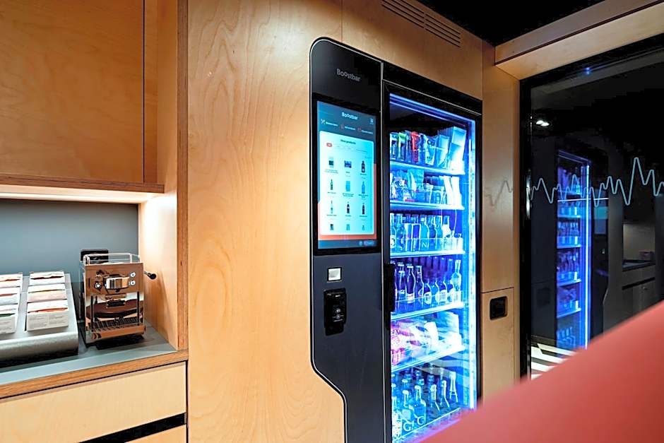 The Lubo - self check-in