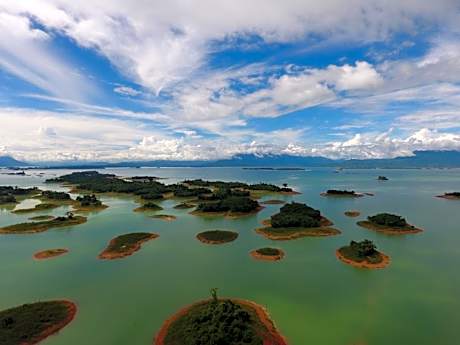 Dansavanh Namngum Resort