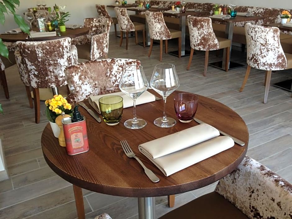 Val Baussenc, The Originals Relais
