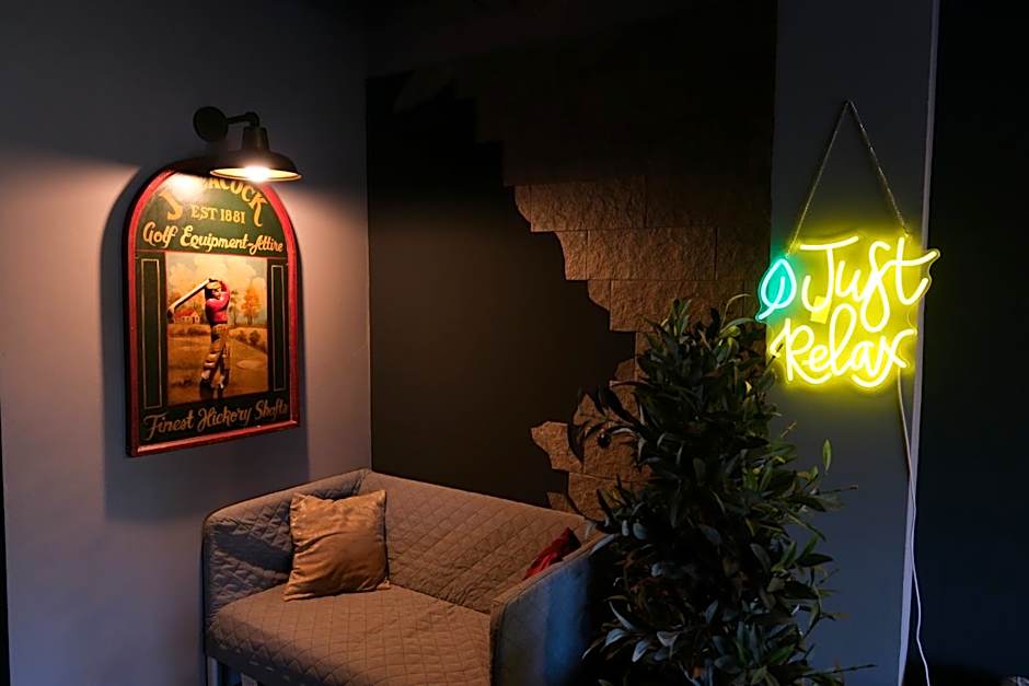 Stargaze Home Hotel