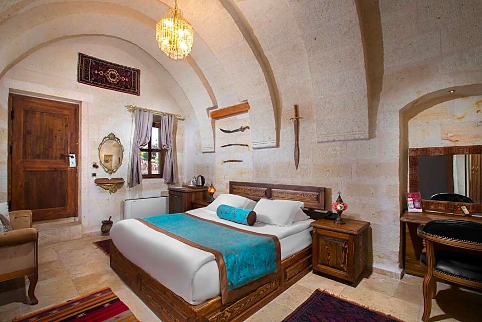 Cappa Via Cave Hotel