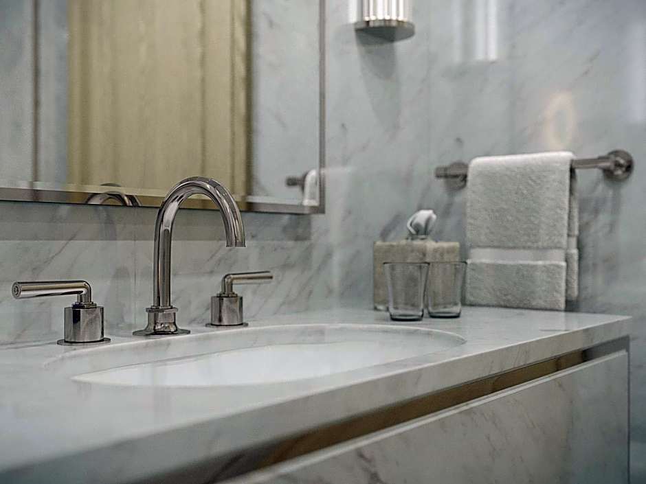 The Carlton Tower Jumeirah