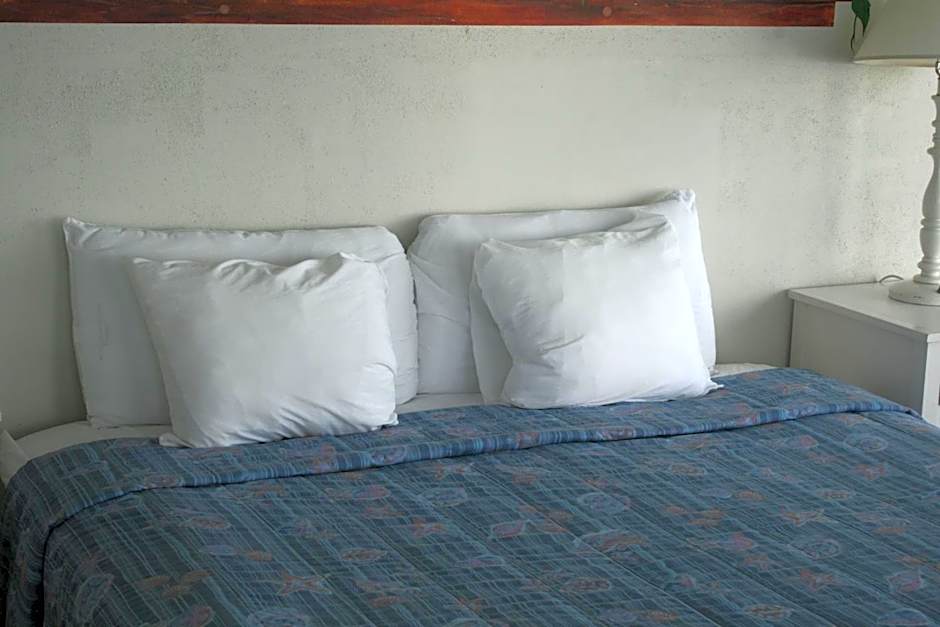 Beach Front Motel Cedar Key