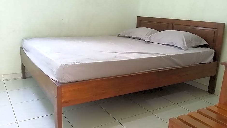 Hotel O Sawang Sana Motel Syariah Near SMAN 1 Sangkapura