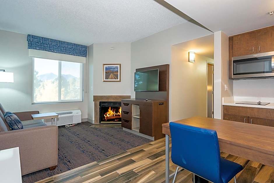 Hampton Inn By Hilton And Suites Flagstaff