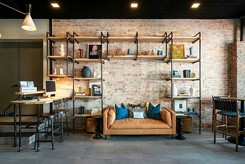 Moxy Columbia Downtown