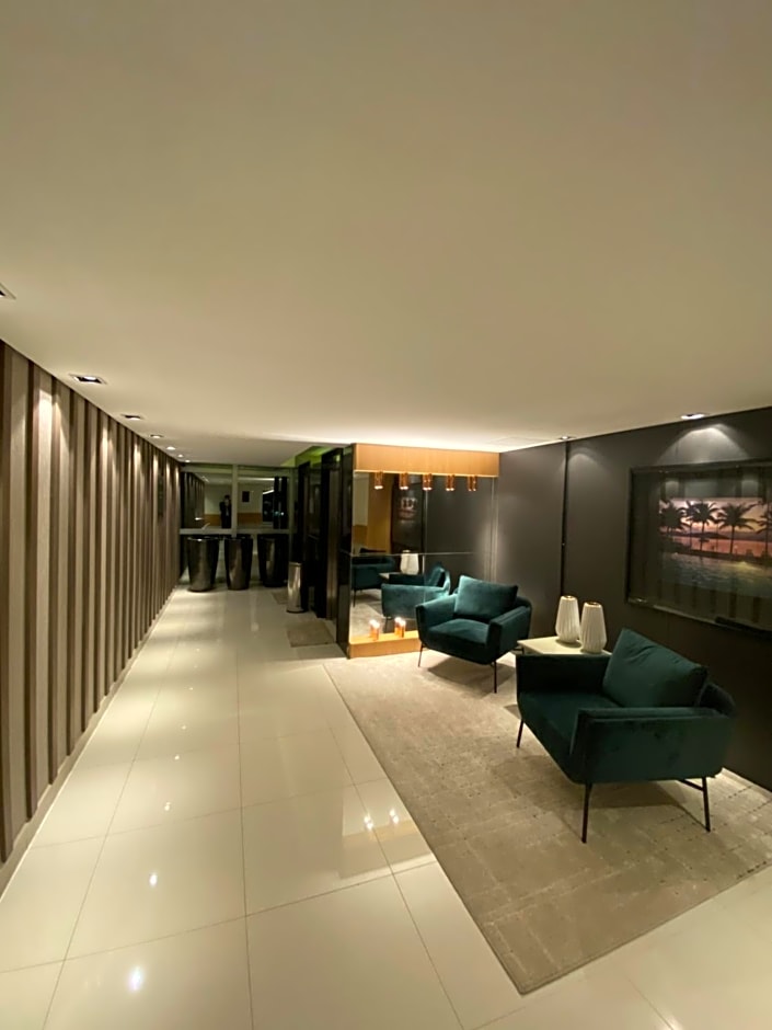 Oscar Hotel Executive