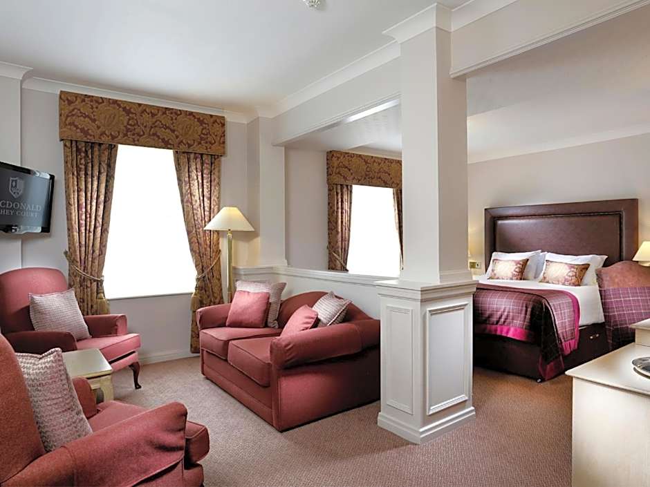 Macdonald Kilhey Court Hotel