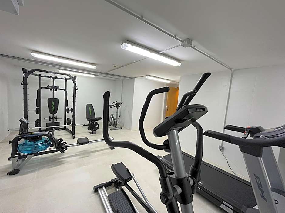 Apartamentos Playa Victoria - by Grupo Tribu