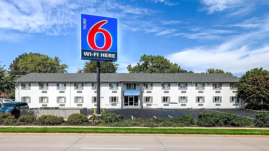 Motel 6-Wichita, KS