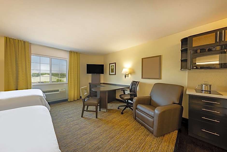 Candlewood Suites Springfield - Medical District