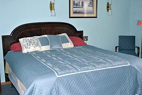 King Room - Non-Smoking (Not Pet Friendly)